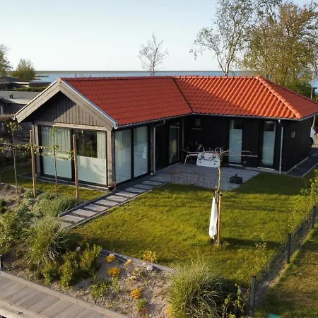 Ferienhaus Mit Zugang Zum Wasser Anjum Exterior photo