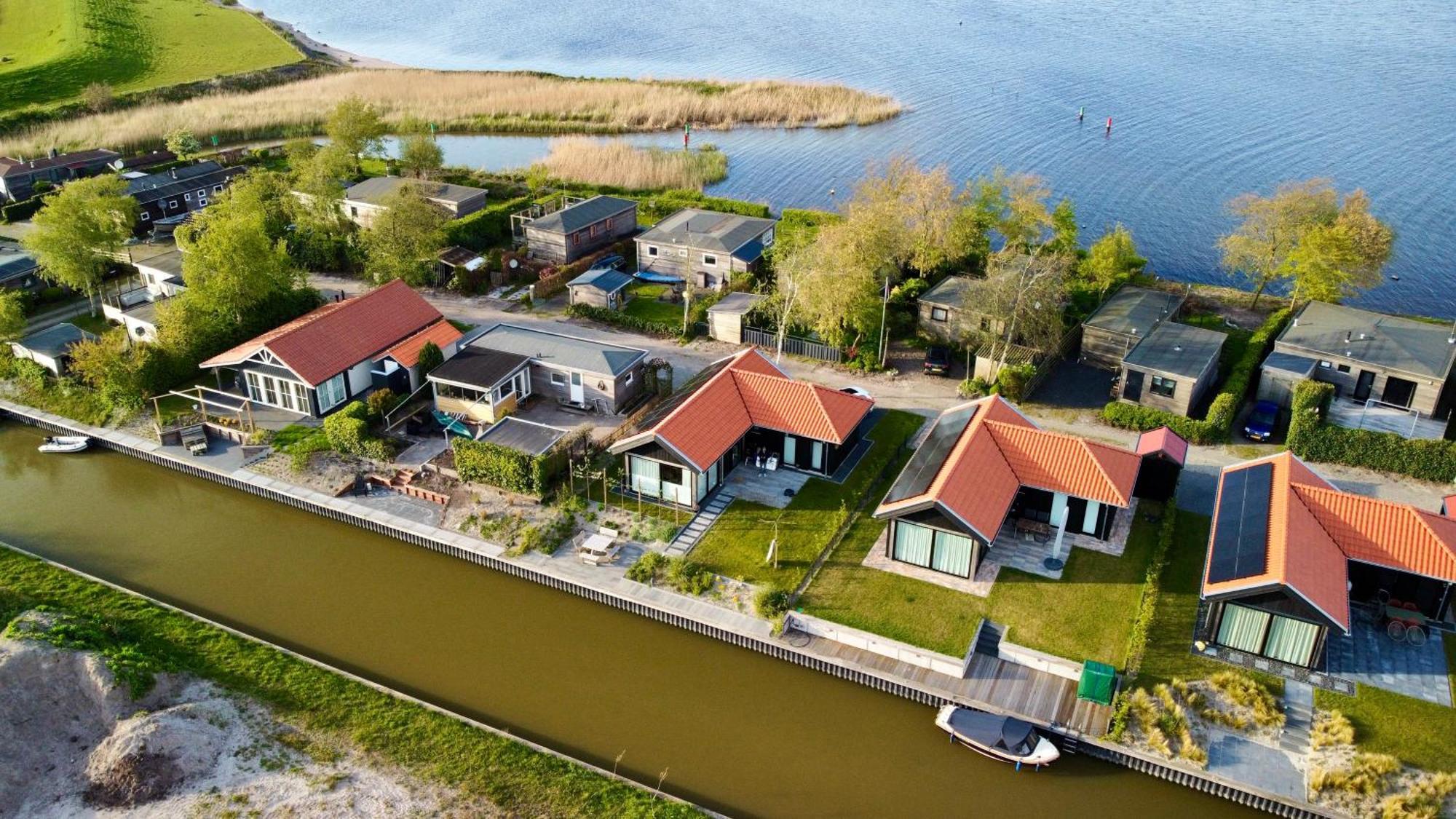 Mit Zugang Zum Wasser Anjum